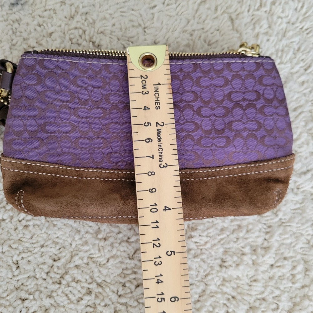 Coach Signature C Jacquard Purple Wristlet Suede Trim Tassel Pouch Gold Hardware - Picture 8 of 9